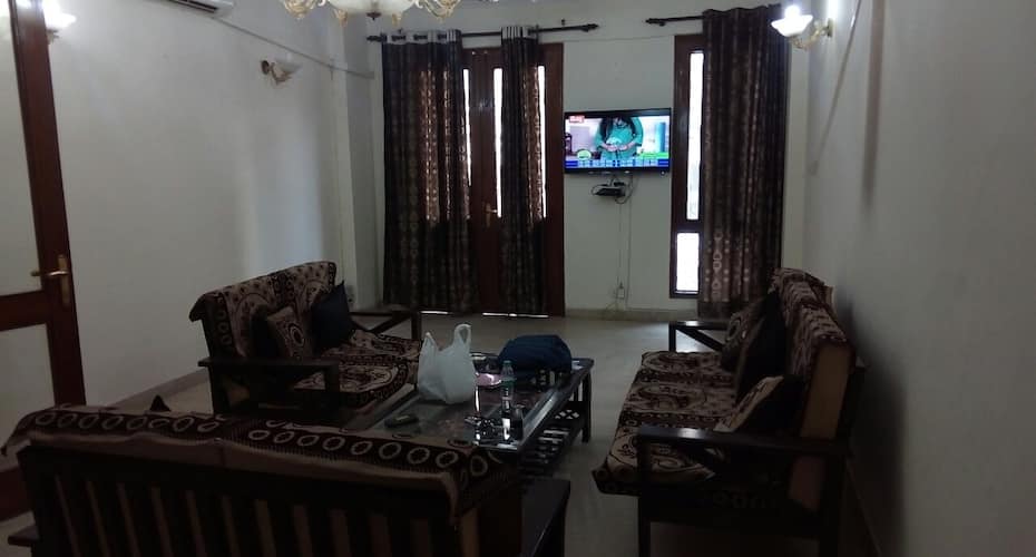 Home stay corporate hospitality in safdarjung enclave new delhi, New Delhi 2